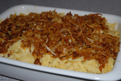 Vorarlberger Kässpätzle mit Honigzwiebeln