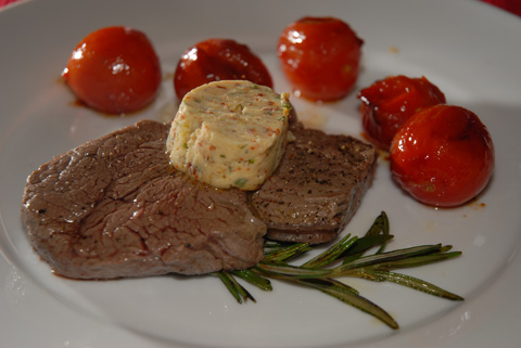 Rindsfilet mit Honig-Tomaten