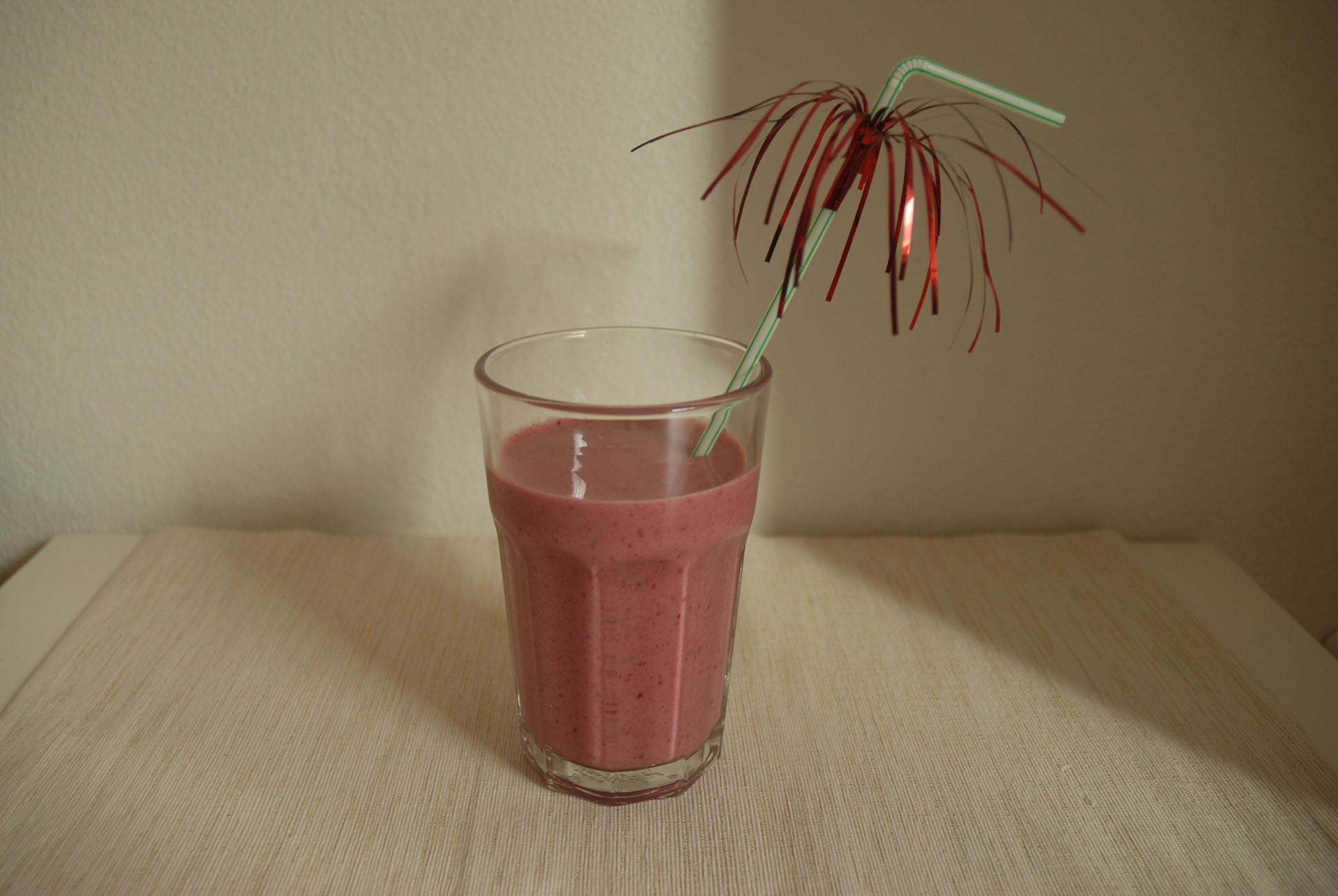 Brombeer Mango Smoothie mit Honig